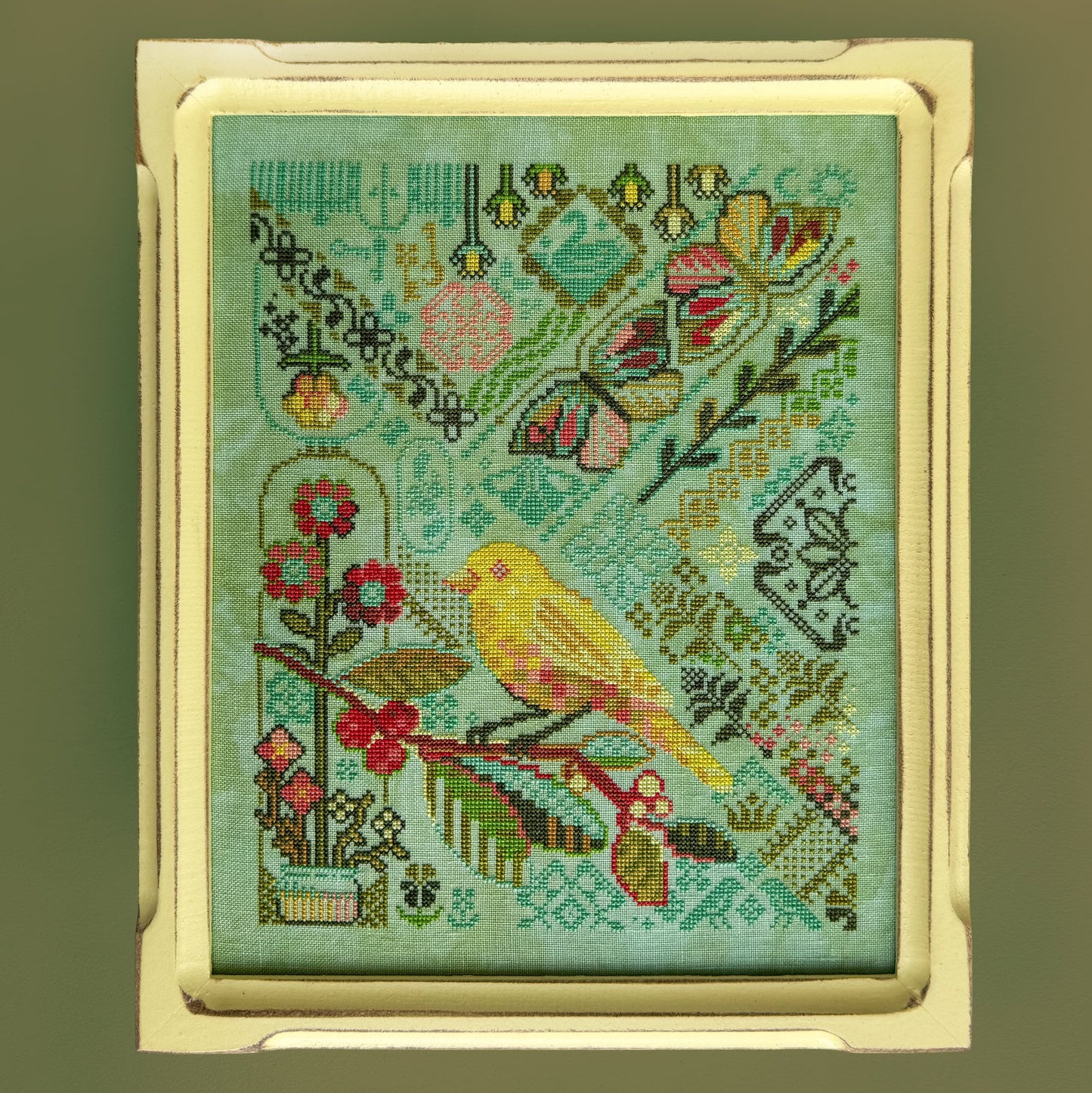 Canary Yellow by JEDxStitch