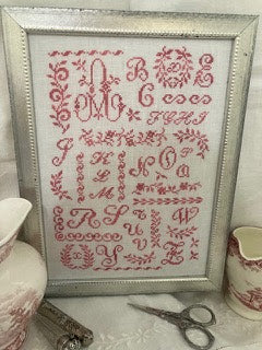A Floral Script by JBW Designs