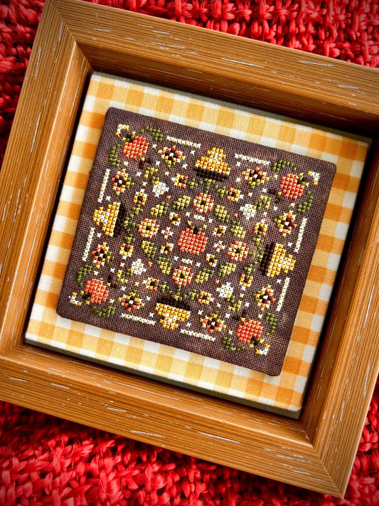 PREORDER - Petite Pumpkin Potpourri by Sweet Wing Studio