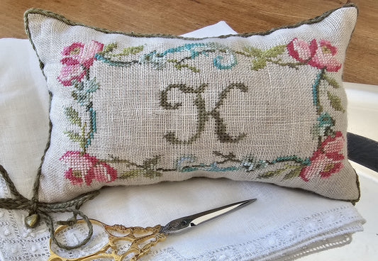 Roses and Scrolls by Samplers Not Forgotten