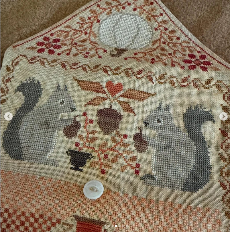 Autumnal Sewing Roll by Teresa Kogut